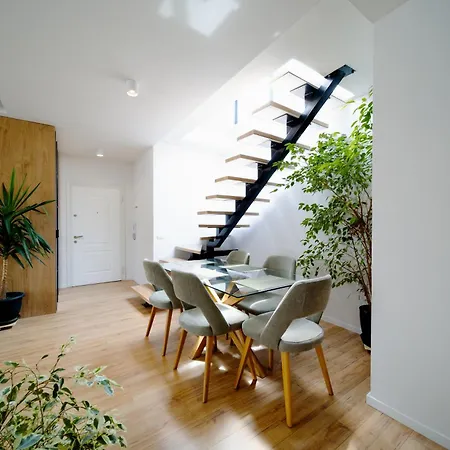דירה Cityview Penthouse With Private Veranda טיראנה